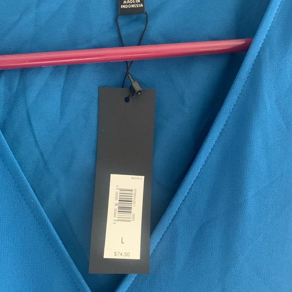 Large Banana Republic wrap blouse - Picture 5 of 11